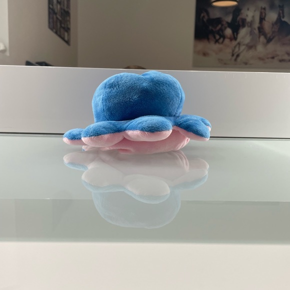 TeeTurtle reversible octopus plushy - Picture 4 of 4